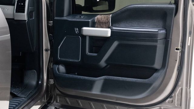 2018 Ford F-350 Super Duty Lariat 4x4 4dr Crew Cab 6.8 ft. SB SRW Pickup | Houston, TX | Houston Auto Credit