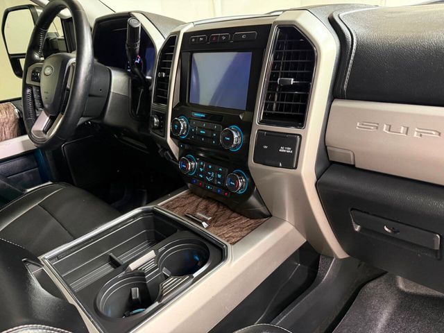 2018 Ford F-350 Super Duty Lariat 4x4 4dr Crew Cab 6.8 ft. SB SRW Pickup | Houston, TX | Houston Auto Credit 2018 Ford F-350 Super Duty Lariat 4x4 4dr Crew Cab 6.8 ft. SB SRW Pickup | Houston, TX | Houston Auto Credit