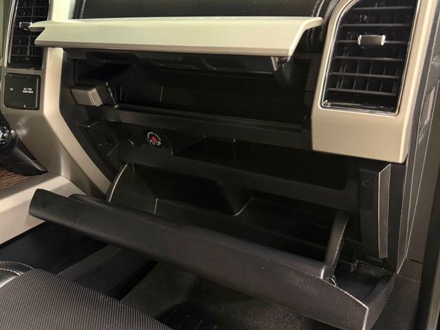 2018 Ford F-350 Super Duty Lariat 4x4 4dr Crew Cab 6.8 ft. SB SRW Pickup | Houston, TX | Houston Auto Credit 2018 Ford F-350 Super Duty Lariat 4x4 4dr Crew Cab 6.8 ft. SB SRW Pickup | Houston, TX | Houston Auto Credit