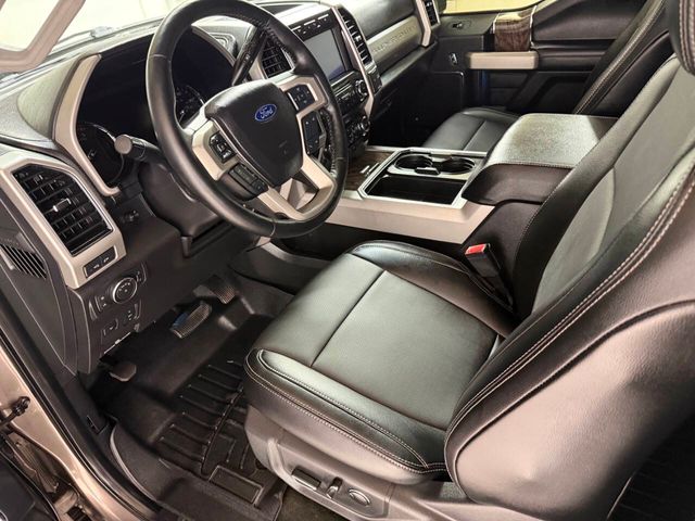 2018 Ford F-350 Super Duty Lariat 4x4 4dr Crew Cab 6.8 ft. SB SRW Pickup | Houston, TX | Houston Auto Credit