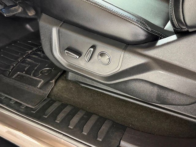 2018 Ford F-350 Super Duty Lariat 4x4 4dr Crew Cab 6.8 ft. SB SRW Pickup | Houston, TX | Houston Auto Credit 2018 Ford F-350 Super Duty Lariat 4x4 4dr Crew Cab 6.8 ft. SB SRW Pickup | Houston, TX | Houston Auto Credit