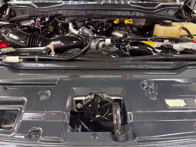 2018 Ford F-350 Super Duty Lariat 4x4 4dr Crew Cab 6.8 ft. SB SRW Pickup | Houston, TX | Houston Auto Credit 2018 Ford F-350 Super Duty Lariat 4x4 4dr Crew Cab 6.8 ft. SB SRW Pickup | Houston, TX | Houston Auto Credit