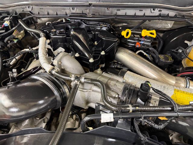 2018 Ford F-350 Super Duty Lariat 4x4 4dr Crew Cab 6.8 ft. SB SRW Pickup | Houston, TX | Houston Auto Credit 2018 Ford F-350 Super Duty Lariat 4x4 4dr Crew Cab 6.8 ft. SB SRW Pickup | Houston, TX | Houston Auto Credit