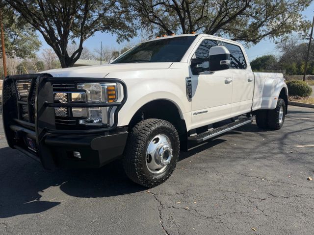 2018 Ford F-350 Super Duty Lariat Pickup 4D 8 ft | New Braunfels, TX | Country Auto Mart