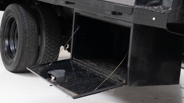 2018 Ford F-550 Super Duty 4X4 2dr Regular Cab 145.3 205.3 in. WB | Houston, TX | Houston Auto Credit 2018 Ford F-550 Super Duty 4X4 2dr Regular Cab 145.3 205.3 in. WB | Houston, TX | Houston Auto Credit