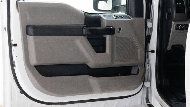 2018 Ford F-550 Super Duty 4X4 2dr Regular Cab 145.3 205.3 in. WB | Houston, TX | Houston Auto Credit 2018 Ford F-550 Super Duty 4X4 2dr Regular Cab 145.3 205.3 in. WB | Houston, TX | Houston Auto Credit