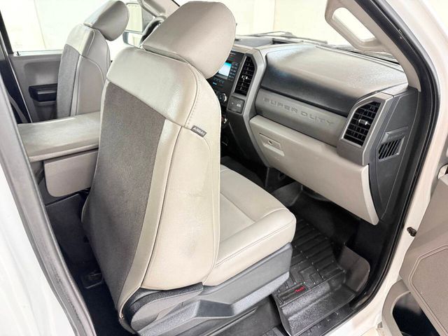 2018 Ford F-550 Super Duty 4X4 2dr Regular Cab 145.3 205.3 in. WB | Houston, TX | Houston Auto Credit 2018 Ford F-550 Super Duty 4X4 2dr Regular Cab 145.3 205.3 in. WB | Houston, TX | Houston Auto Credit