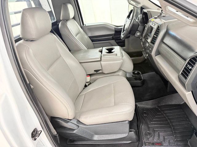 2018 Ford F-550 Super Duty 4X4 2dr Regular Cab 145.3 205.3 in. WB | Houston, TX | Houston Auto Credit 2018 Ford F-550 Super Duty 4X4 2dr Regular Cab 145.3 205.3 in. WB | Houston, TX | Houston Auto Credit