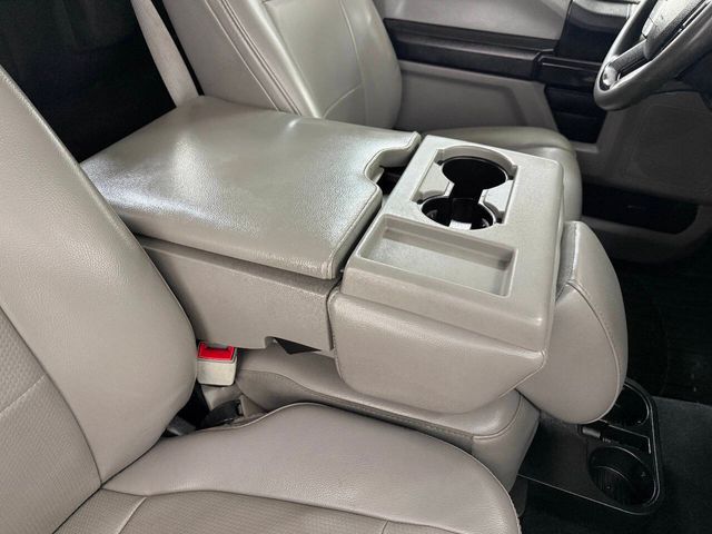 2018 Ford F-550 Super Duty 4X4 2dr Regular Cab 145.3 205.3 in. WB | Houston, TX | Houston Auto Credit 2018 Ford F-550 Super Duty 4X4 2dr Regular Cab 145.3 205.3 in. WB | Houston, TX | Houston Auto Credit