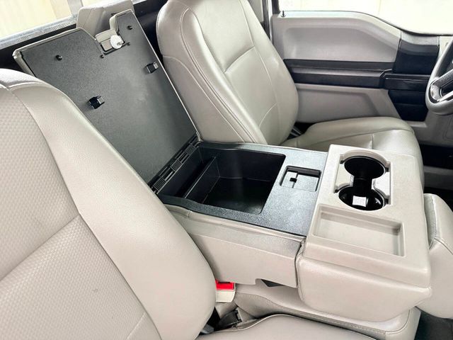 2018 Ford F-550 Super Duty 4X4 2dr Regular Cab 145.3 205.3 in. WB | Houston, TX | Houston Auto Credit 2018 Ford F-550 Super Duty 4X4 2dr Regular Cab 145.3 205.3 in. WB | Houston, TX | Houston Auto Credit