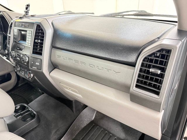 2018 Ford F-550 Super Duty 4X4 2dr Regular Cab 145.3 205.3 in. WB | Houston, TX | Houston Auto Credit 2018 Ford F-550 Super Duty 4X4 2dr Regular Cab 145.3 205.3 in. WB | Houston, TX | Houston Auto Credit