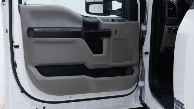 2018 Ford F-550 Super Duty 4X4 2dr Regular Cab 145.3 205.3 in. WB | Houston, TX | Houston Auto Credit 2018 Ford F-550 Super Duty 4X4 2dr Regular Cab 145.3 205.3 in. WB | Houston, TX | Houston Auto Credit