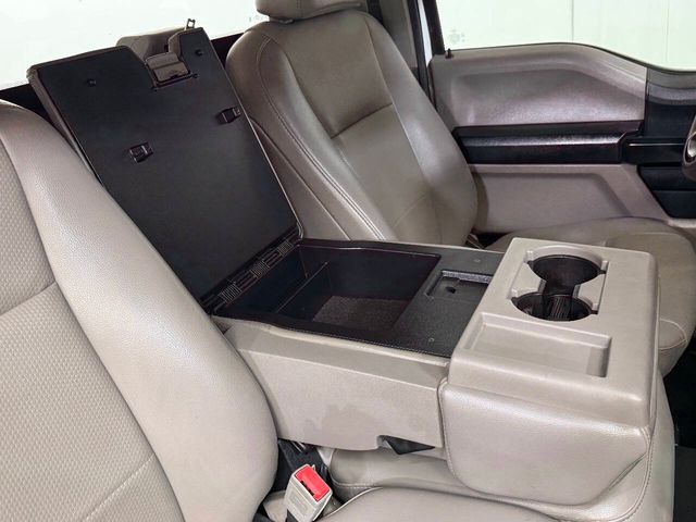 2018 Ford F-550 Super Duty 4X4 2dr Regular Cab 145.3 205.3 in. WB | Houston, TX | Houston Auto Credit 2018 Ford F-550 Super Duty 4X4 2dr Regular Cab 145.3 205.3 in. WB | Houston, TX | Houston Auto Credit