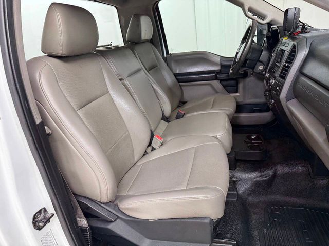 2018 Ford F-550 Super Duty 4X4 2dr Regular Cab 145.3 205.3 in. WB | Houston, TX | Houston Auto Credit 2018 Ford F-550 Super Duty 4X4 2dr Regular Cab 145.3 205.3 in. WB | Houston, TX | Houston Auto Credit