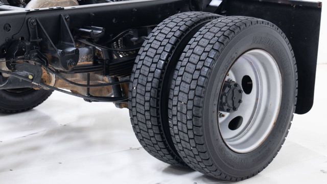 2018 Ford F-550 Super Duty 4X4 2dr Regular Cab 145.3 205.3 in. WB | Houston, TX | Houston Auto Credit 2018 Ford F-550 Super Duty 4X4 2dr Regular Cab 145.3 205.3 in. WB | Houston, TX | Houston Auto Credit