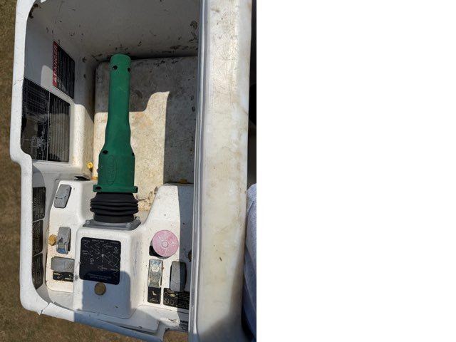 2018 Ford F-550 Super Duty with Altec AT-40G