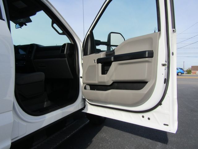 2018 Ford F250 Crew Cab 2wd with New 8' Reading Utility Bed 2018 Ford F250 Crew Cab 2wd with New 8' Reading Utility Bed