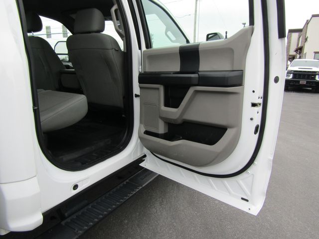 2018 Ford F250 Crew Cab 4x4 with New 8' Knapheide Utility Bed