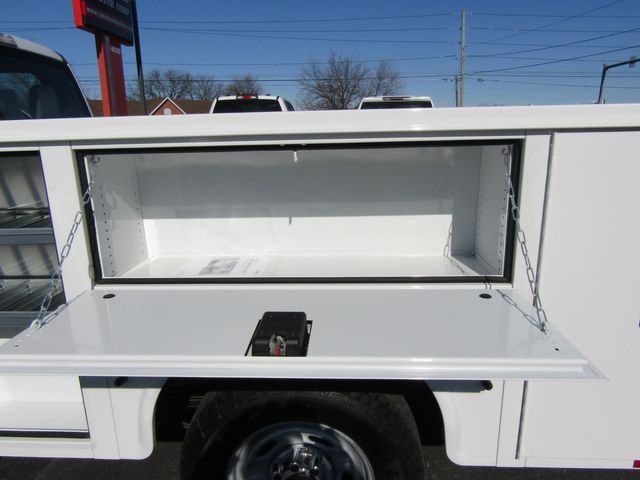 2018 Ford F250 Crew Cab 2wd with New 8' Knapheide Utility Bed 2018 Ford F250 Crew Cab 2wd with New 8' Knapheide Utility Bed