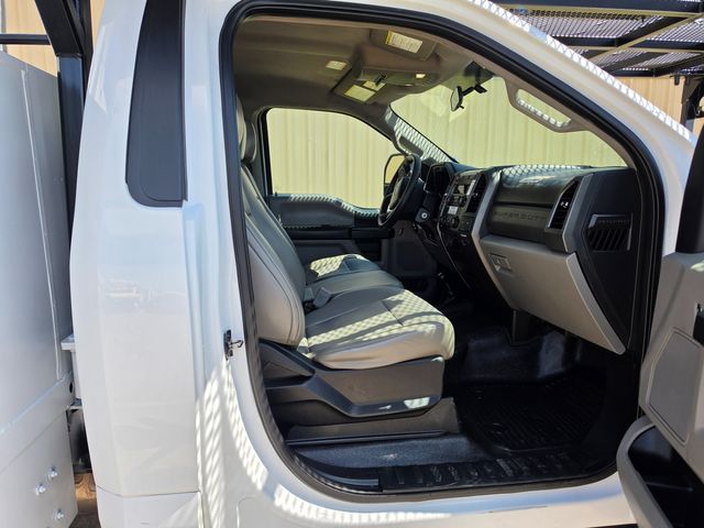 2018 Ford F550 4X4 ALTEC METRO FORESTRY DUMP ALTEC AT37G CHIPER BED 4X4 DIESEL | Irving, TX | Pinnacle Trucks 2018 Ford F550 4X4 ALTEC METRO FORESTRY DUMP ALTEC AT37G CHIPER BED 4X4 DIESEL | Irving, TX | Pinnacle Trucks