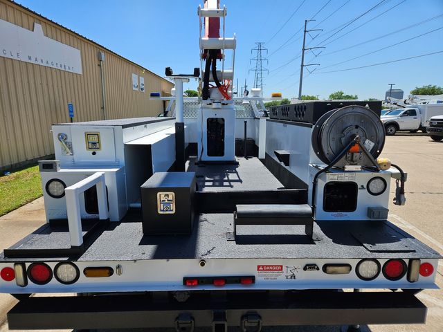 2018 Ford F550 4X4 ETI MH 37 IH BUCKET TRUCK TURBO DIESEL MATERIAL HANDLER TELESCOPING | Irving, TX | Pinnacle Trucks 2018 Ford F550 4X4 ETI MH 37 IH BUCKET TRUCK TURBO DIESEL MATERIAL HANDLER TELESCOPING | Irving, TX | Pinnacle Trucks