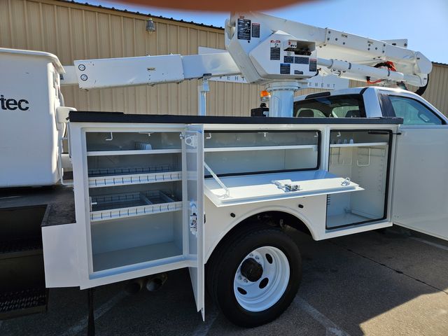 2018 Ford F550 ALTEC 45FT BUCKET TRUCK ALTEC AT40G TELESCOPING AND ARTICULATING | Irving, TX | Pinnacle Trucks 2018 Ford F550 ALTEC 45FT BUCKET TRUCK ALTEC AT40G TELESCOPING AND ARTICULATING | Irving, TX | Pinnacle Trucks