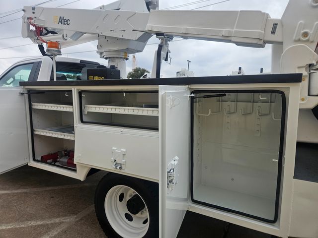 2018 Ford F550 AT37G 42FT TELESCOPING AND ARTICULATING 4x4 POWERSTROKE 85K MILES | Irving, TX | Pinnacle Trucks 2018 Ford F550 AT37G 42FT TELESCOPING AND ARTICULATING 4x4 POWERSTROKE 85K MILES | Irving, TX | Pinnacle Trucks