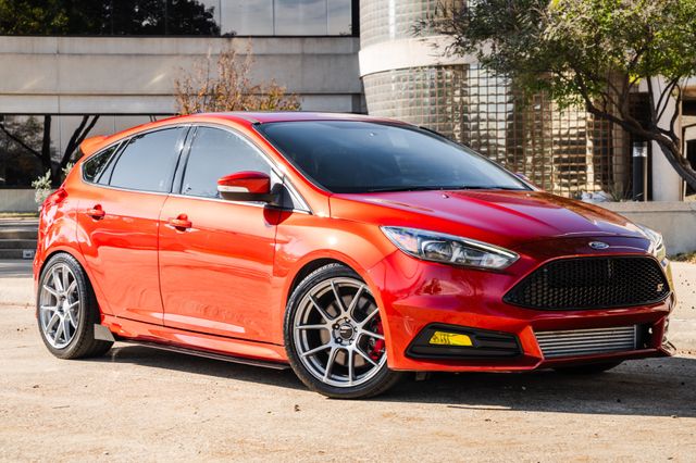 2018 Ford Focus ST | Addison, TX | Apex Auto Sports 2018 Ford Focus ST | Addison, TX | Apex Auto Sports