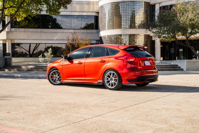 2018 Ford Focus ST | Addison, TX | Apex Auto Sports 2018 Ford Focus ST | Addison, TX | Apex Auto Sports