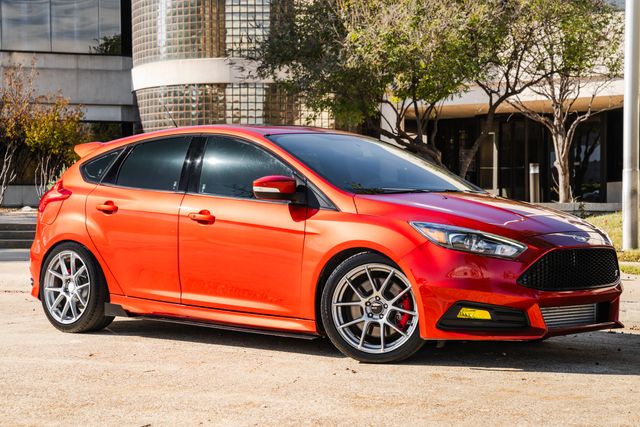 2018 Ford Focus ST | Addison, TX | Apex Auto Sports 2018 Ford Focus ST | Addison, TX | Apex Auto Sports