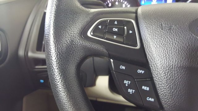 2018 Ford Focus SE | Carrollton, TX | Legend Motorcars of Carrollton