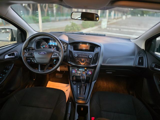 2018 Ford Focus SE 2018 Ford Focus SE