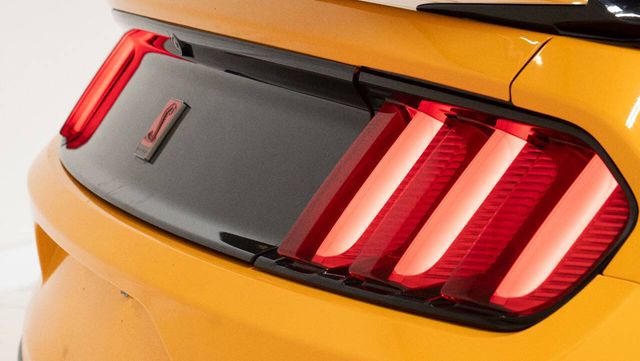 2018 Ford Mustang Shelby GT350R 2dr Fastback | Houston, TX | Houston Auto Credit 2018 Ford Mustang Shelby GT350R 2dr Fastback | Houston, TX | Houston Auto Credit