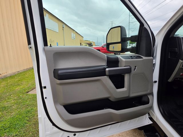 2018 Ford STAMM SIGN TRUCK F550 6.7 DIESEL 2 MAN BUCKET STAMM ATR45N 50FT REACH | Irving, TX | Pinnacle Trucks 2018 Ford STAMM SIGN TRUCK F550 6.7 DIESEL 2 MAN BUCKET STAMM ATR45N 50FT REACH | Irving, TX | Pinnacle Trucks