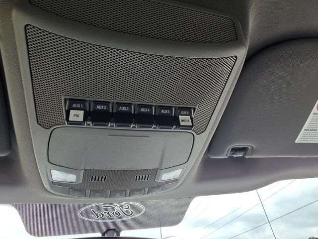 2018 Ford STAMM SIGN TRUCK F550 6.7 DIESEL 2 MAN BUCKET STAMM ATR45N 50FT REACH | Irving, TX | Pinnacle Trucks