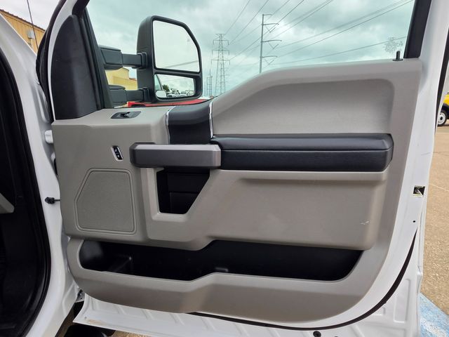 2018 Ford STAMM SIGN TRUCK F550 6.7 DIESEL 2 MAN BUCKET STAMM ATR45N 50FT REACH | Irving, TX | Pinnacle Trucks 2018 Ford STAMM SIGN TRUCK F550 6.7 DIESEL 2 MAN BUCKET STAMM ATR45N 50FT REACH | Irving, TX | Pinnacle Trucks