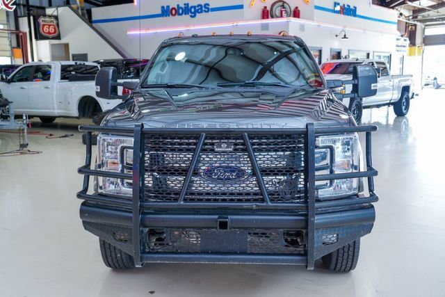 2018 Ford Super Duty F-350 DRW Pickup LARIAT | New York, NY | Spincar Demo Account 2018 Ford Super Duty F-350 DRW Pickup LARIAT | New York, NY | Spincar Demo Account