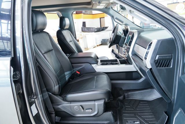 2018 Ford Super Duty F-350 DRW Pickup LARIAT | New York, NY | Spincar Demo Account 2018 Ford Super Duty F-350 DRW Pickup LARIAT | New York, NY | Spincar Demo Account