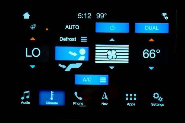 2018 Ford Super Duty F-350 SRW Pickup LARIAT | New York, NY | Spincar Demo Account