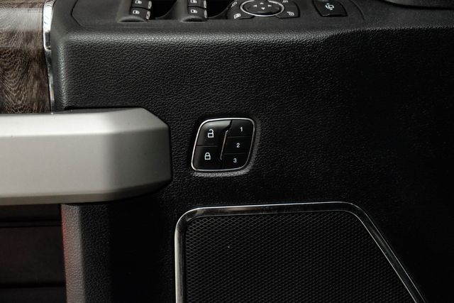 2018 Ford Super Duty F-350 SRW Pickup LARIAT | New York, NY | Spincar Demo Account 2018 Ford Super Duty F-350 SRW Pickup LARIAT | New York, NY | Spincar Demo Account