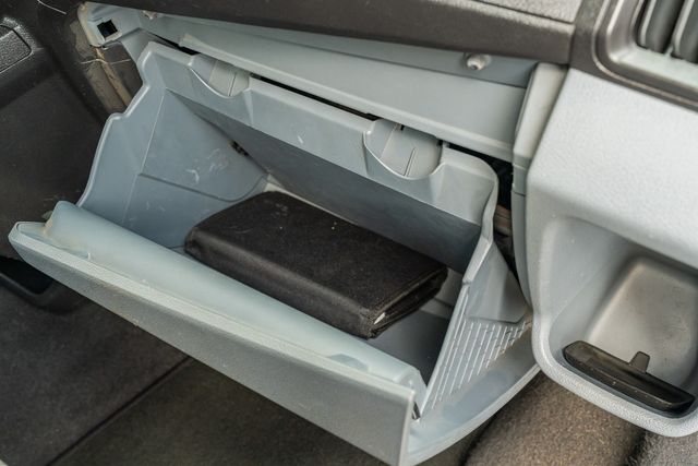 2018 Ford Transit 350 XL MEDIUM ROOF PASSENGER CREW VAN / LOW MILES | Austin, TX | Rocky Mountain Truck Stop Austin 2018 Ford Transit 350 XL MEDIUM ROOF PASSENGER CREW VAN / LOW MILES | Austin, TX | Rocky Mountain Truck Stop Austin