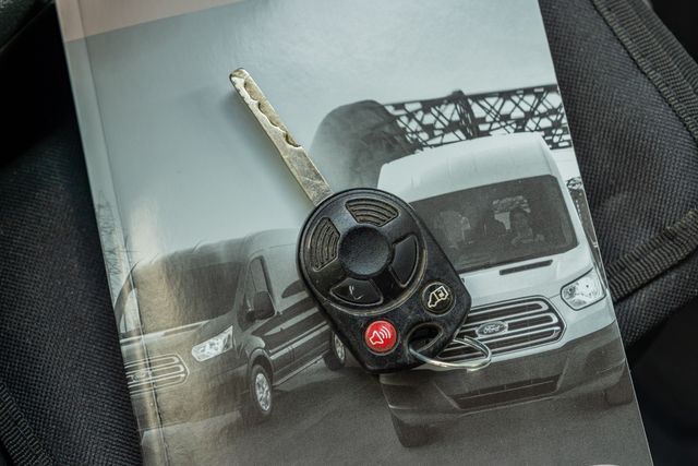 2018 Ford Transit 350 XL MEDIUM ROOF PASSENGER CREW VAN / LOW MILES | Austin, TX | Rocky Mountain Truck Stop Austin 2018 Ford Transit 350 XL MEDIUM ROOF PASSENGER CREW VAN / LOW MILES | Austin, TX | Rocky Mountain Truck Stop Austin