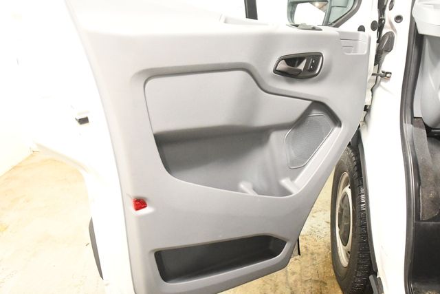 2018 Ford Transit 350 XLT 15 Passenger | Branford, CT | Sound Auto Wholesalers 2018 Ford Transit 350 XLT 15 Passenger | Branford, CT | Sound Auto Wholesalers