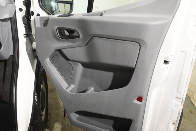 2018 Ford Transit 350 XLT 15 Passenger | Branford, CT | Sound Auto Wholesalers 2018 Ford Transit 350 XLT 15 Passenger | Branford, CT | Sound Auto Wholesalers