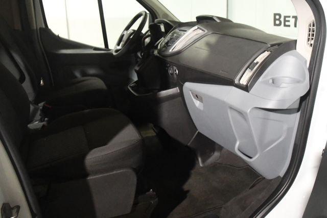 2018 Ford Transit 350 XLT 15 Passenger | Branford, CT | Sound Auto Wholesalers 2018 Ford Transit 350 XLT 15 Passenger | Branford, CT | Sound Auto Wholesalers