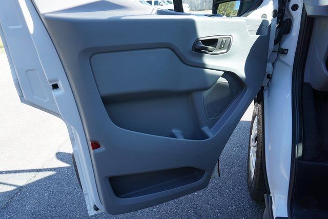 2018 Ford Transit Passenger Wagon XLT