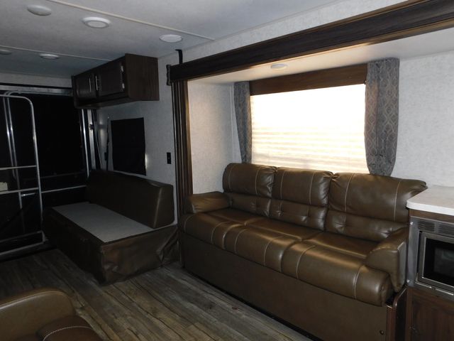 2018 Forest River Cheerokee 294RR