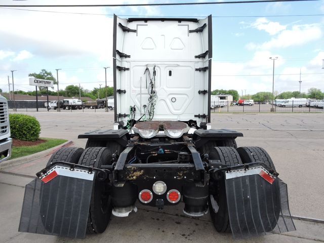 2018 Freightliner CA125 Sleeper