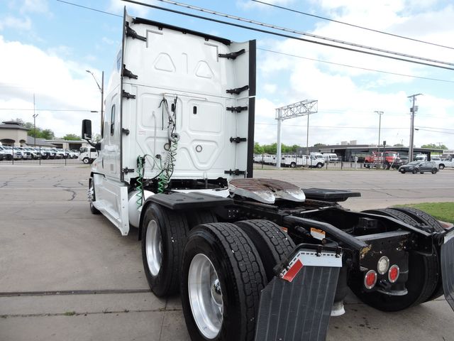 2018 Freightliner CA125 Sleeper