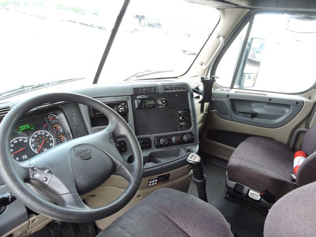 2018 Freightliner CA125 Sleeper